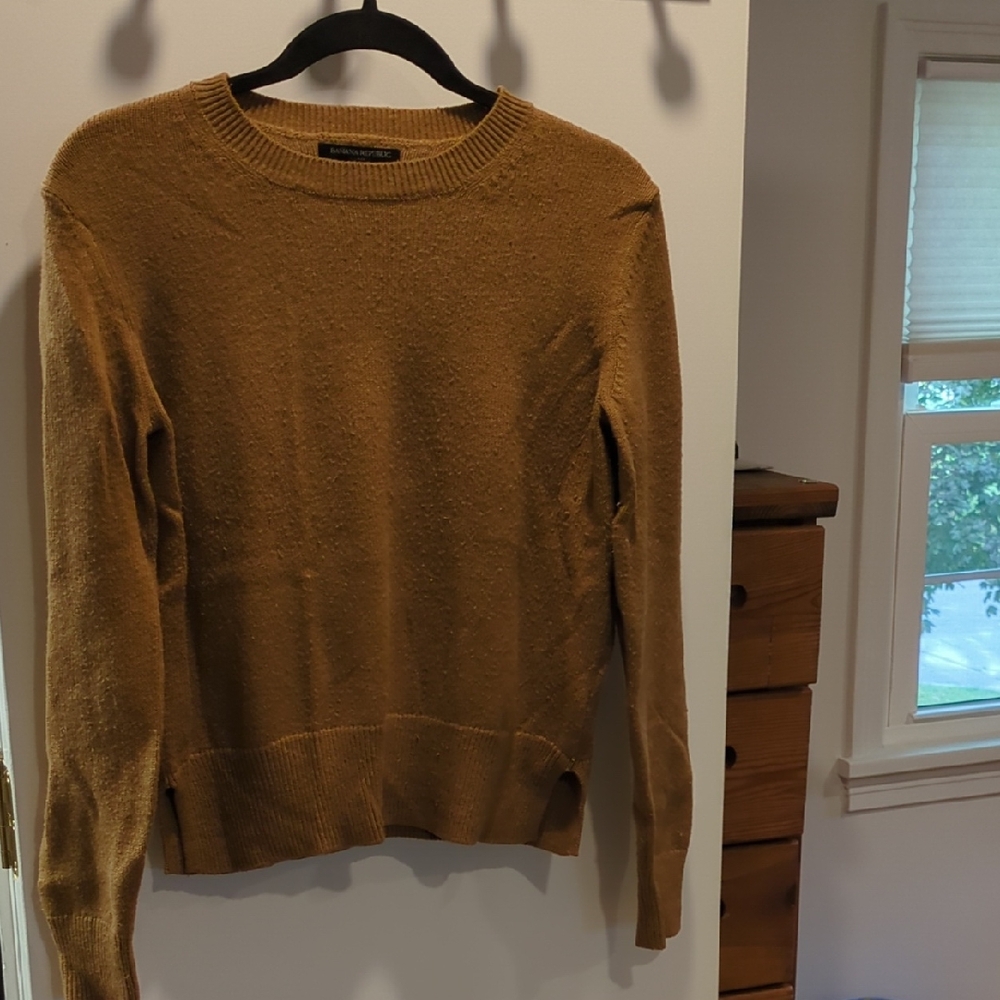 Banana Republic Tan Sweater